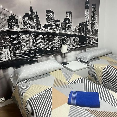 Gijon Center Apartment ภายนอก รูปภาพ