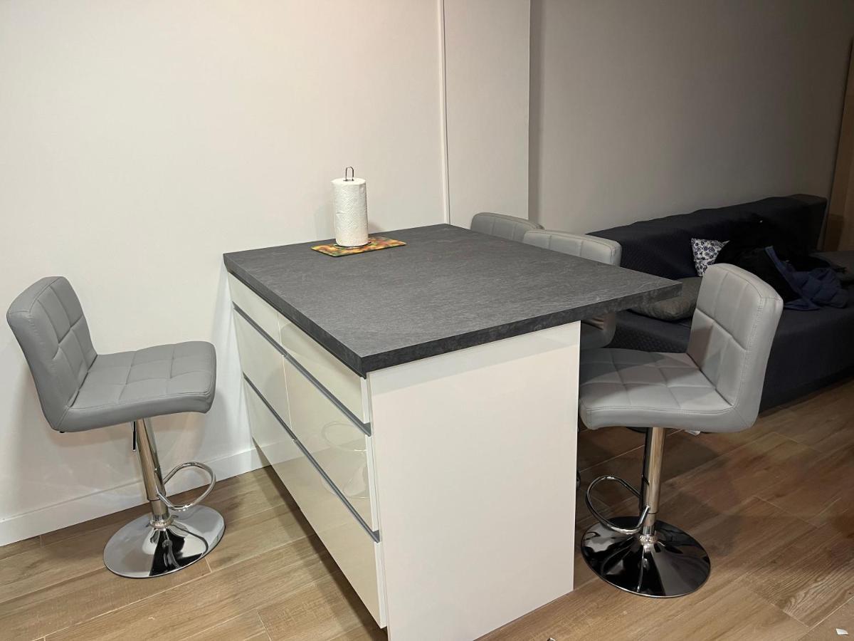 Gijon Center Apartment ภายนอก รูปภาพ