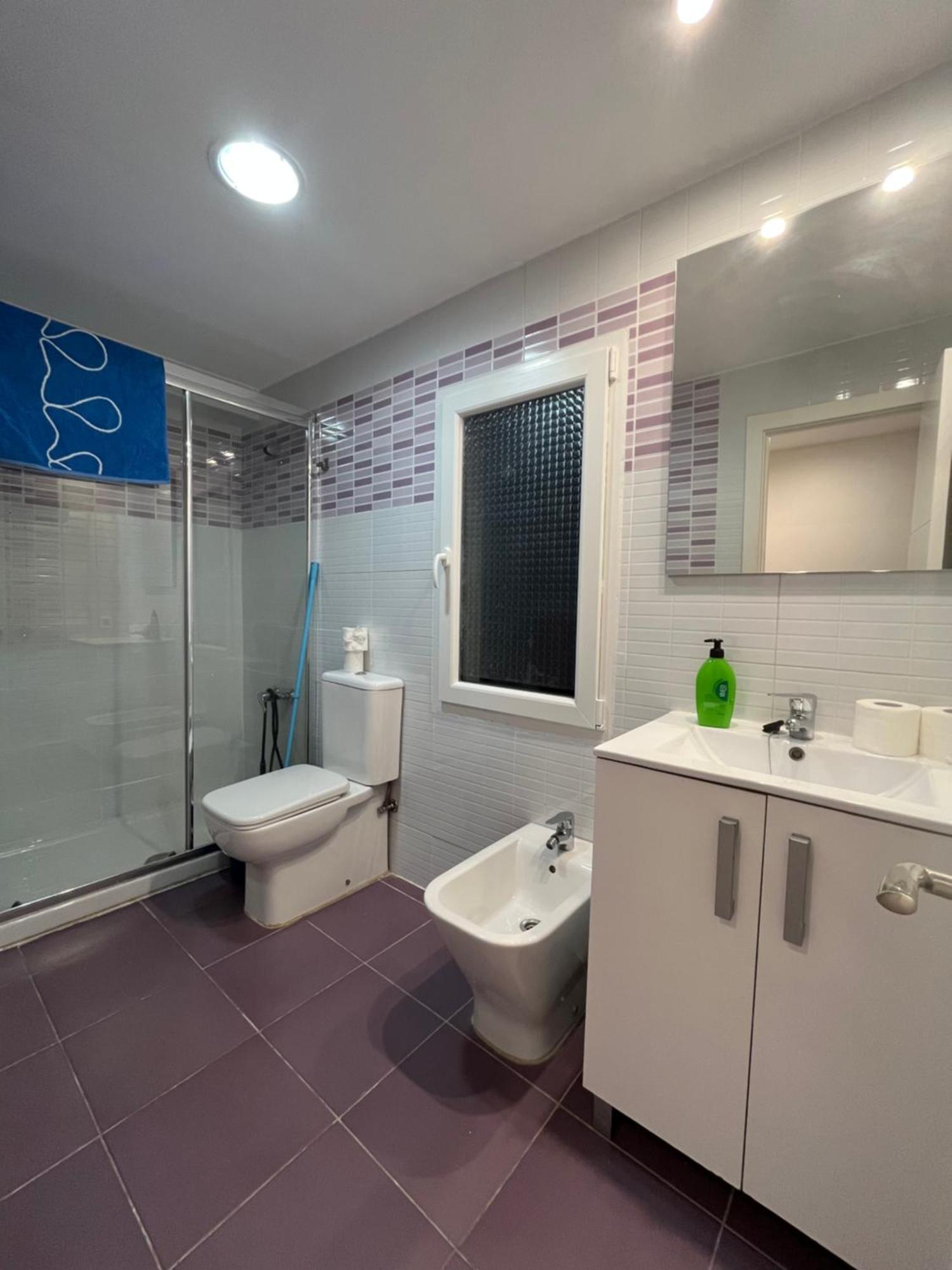 Gijon Center Apartment ภายนอก รูปภาพ