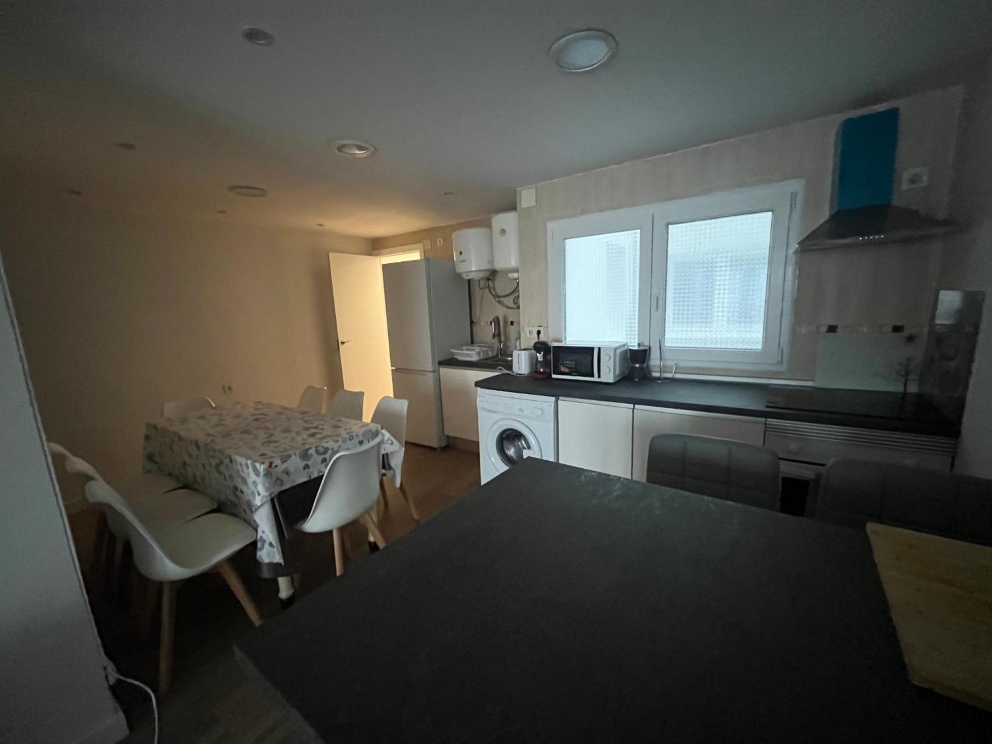 Gijon Center Apartment ภายนอก รูปภาพ